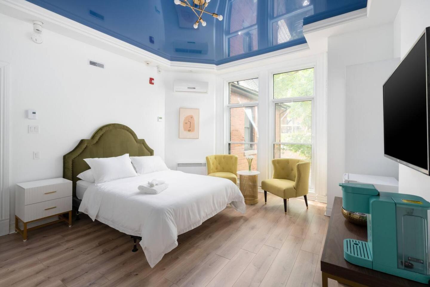 Penfield Suites Montreal Exterior photo
