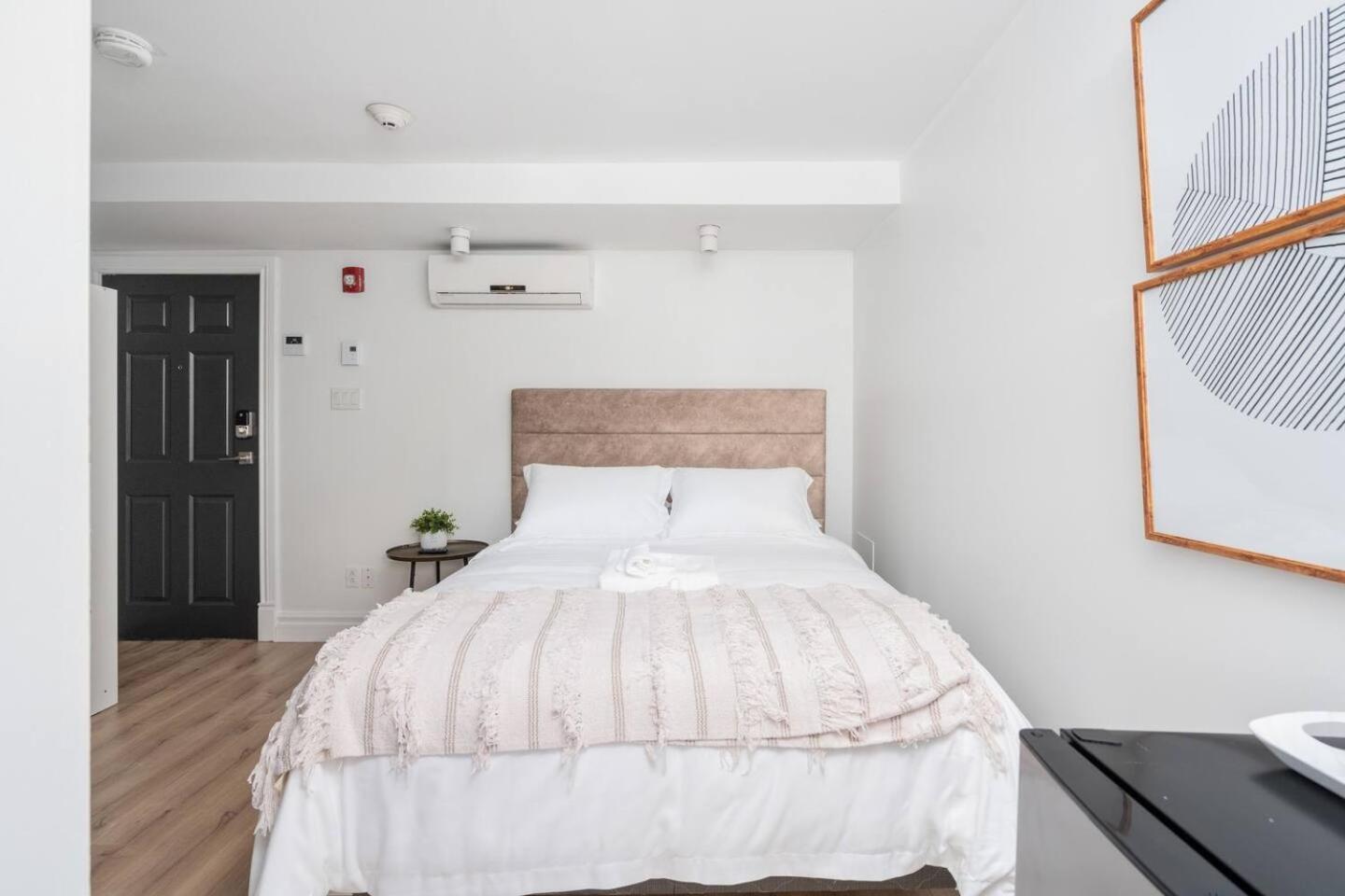 Penfield Suites Montreal Exterior photo